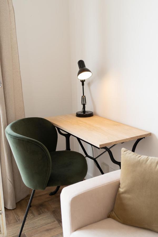 Grand Studio L Parking Prive L Centre Ville Limoges Bagian luar foto